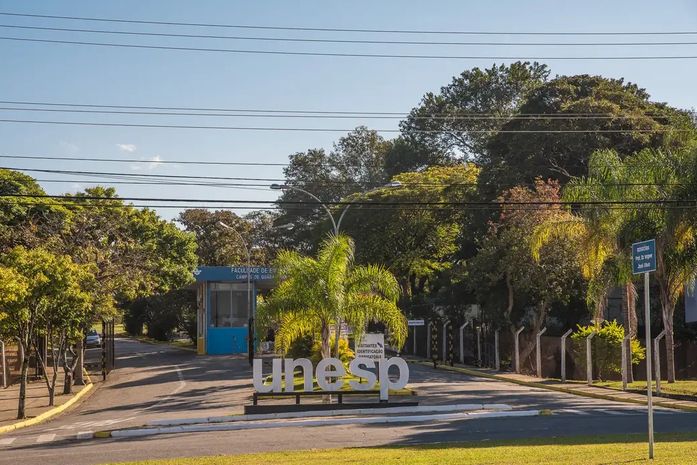 Unesp expulsa quatro alunos por participação em trote violento