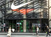 Tênis de R$ 2,6 mil apresenta defeito e Nike é condenada a indenizar cliente em Maceió