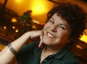 Miúcha morreu após uma parada respiratória em meio a um tratamento de um câncer.