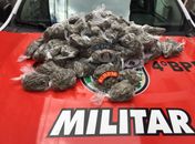 Maconha foi apreendida dentro de residência no bairro da Gruta, em Maceió.