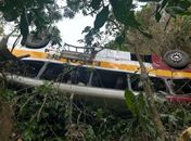 Serra da Barriga: Início da perícia em ônibus é adiada devido às condições do terreno