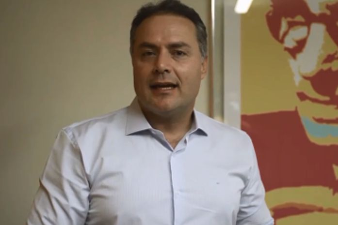 Servidores públicos do Estado recebem 13º salário nesta terça-feira (9); pagamento estava previsto para amanhã (10)