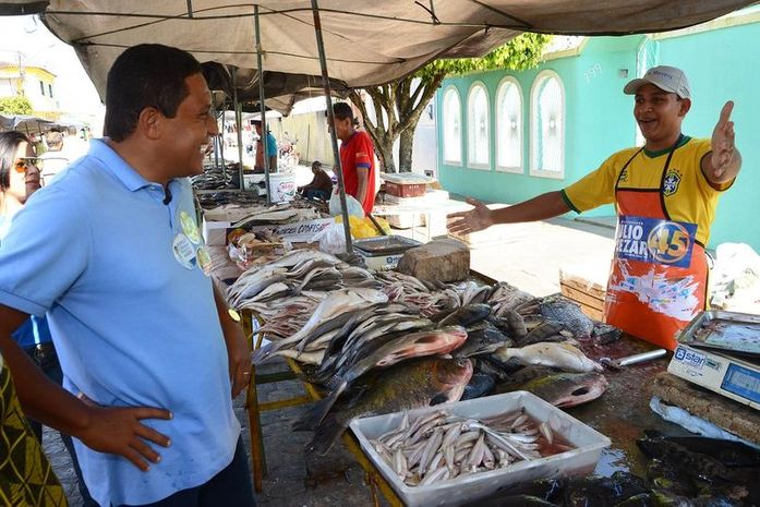 Júlio Cezar se compromete a levar centro de capacitação para o interior