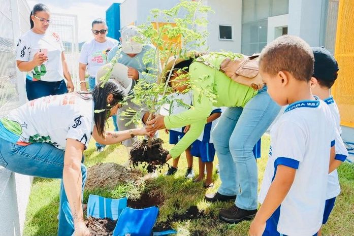 Pão de Açúcar amplia arborização e leva mais verde ao Centro Educacional Infantil Neusa Bonfim da Silva Souza