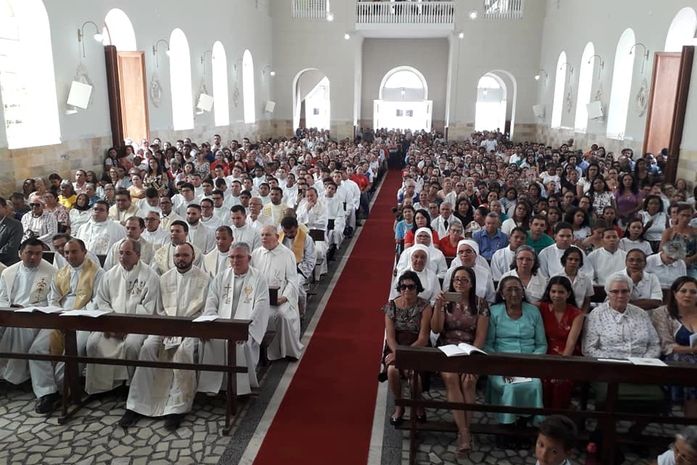 Novo bispo de Palmeira é empossado na Catedral de N.S. do Amparo
