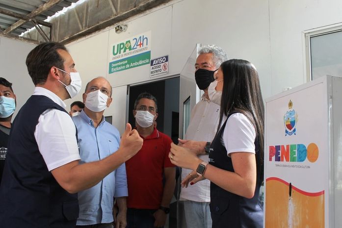Prefeito Ronaldo Lopes recebe deputado federal Paulão em Penedo
