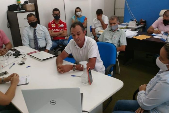 Prefeito se reúne mais uma vez com superintendência do BB para manutenção da agência em Anadia