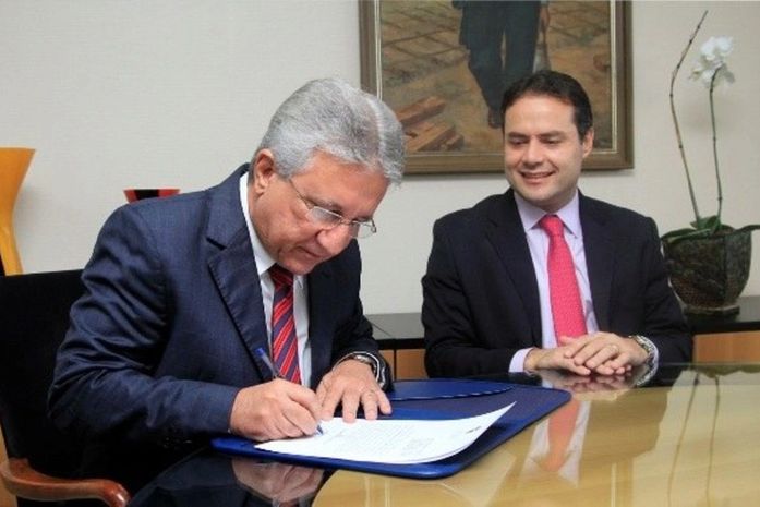 Helder Gazzaneo foi empossado no cargo pelo governador Renan Filho, nesta sexta (Foto: Thiago Sampaio)