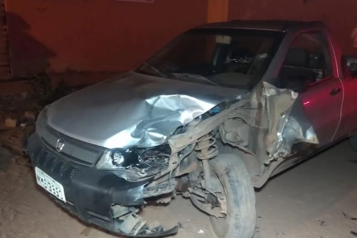 Colisão frontal deixa um morto e outro ferido em Arapiraca