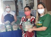 Educação de Santana do Mundaú entrega cerca de 600 novos kits de gêneros alimentícios