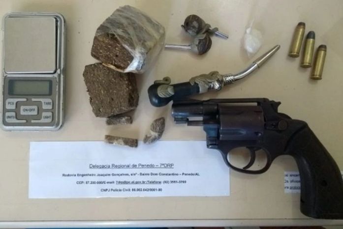 Suspeito de tráfico morre após confronto com a Polícia Civil