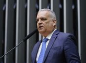Contra aumento de gastos no STF, Alfredo Gaspar é o único da banca de Alagoas que vota contra urgência de projeto


