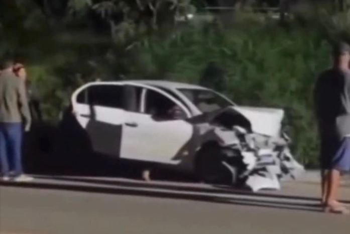 Acidente destrói carros e deixa cinco feridos na BR-316, em Palmeira dos Índios