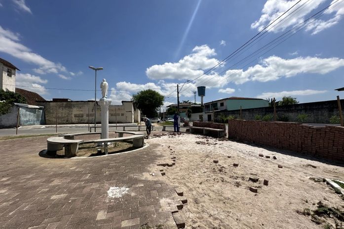 Secretaria de Infraestrutura começa obra de revitalização na Praça do Canaã