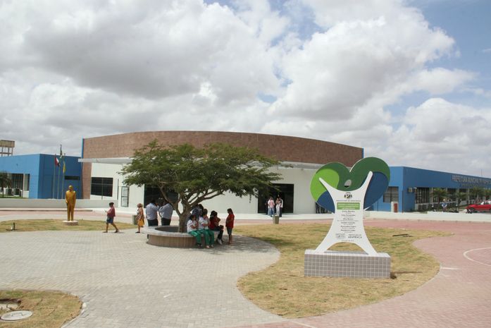 Arapiraca começa 2017 com Centro Administrativo revitalizado