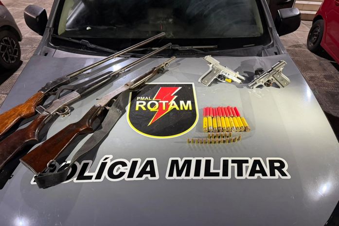 Homem é preso após circular com cinco armas de fogo e munições em Anadia