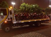 Onze motocicletas e dois carros foram recolhidos para o pátio do Detran.