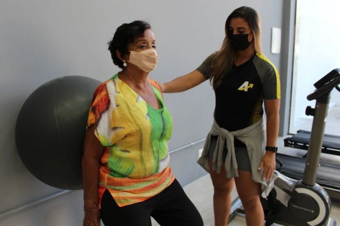 Atividade física personalizada para idosos ganha adeptos em Maceió