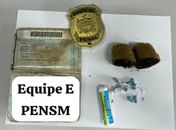 Policiais penais flagram droga e viagra com mulher que tentou entrar em presídio em Maceió