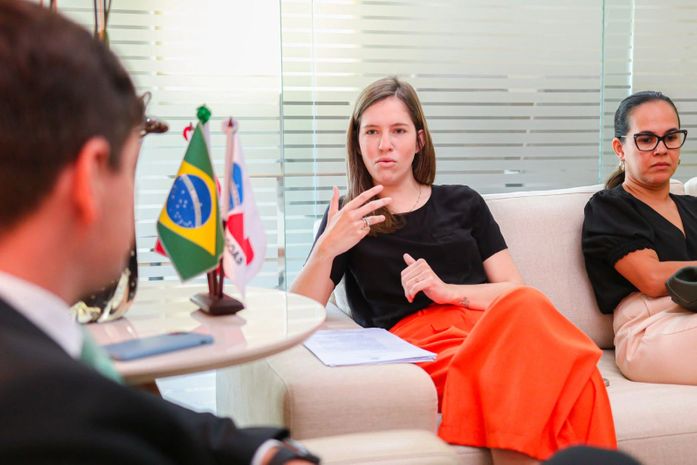 Deputada Cibele Moura aciona OAB-AL, que entra no caso envolvendo plano de saúde e crianças com TEA