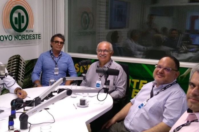 Arapiraca firma parceria com FGV para investir em capacitação à comunidade escolar