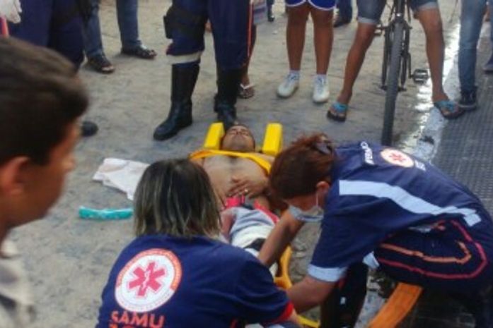 Homem tenta assaltar bar e atira em si mesmo