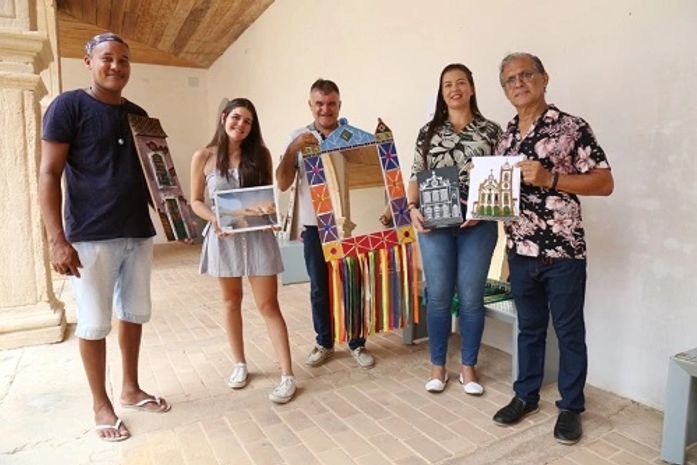 Exposição cultural reúne obras e artistas deodorenses no Museu de Arte Sacra