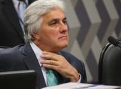 Procurador pede a suspensão dos benefícios concedidos a Delcídio do Amaral