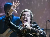 Advogado alagoano faz representação contra Johnny Hooker após show em Garanhuns