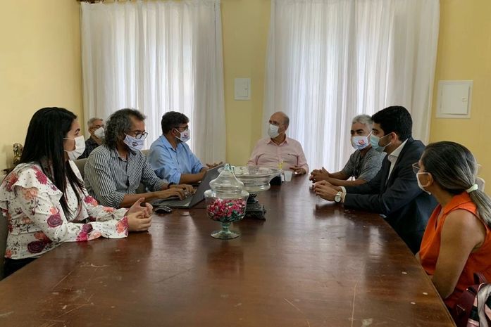 Ronaldo Lopes atende reivindicações dos servidores da Prefeitura de Penedo