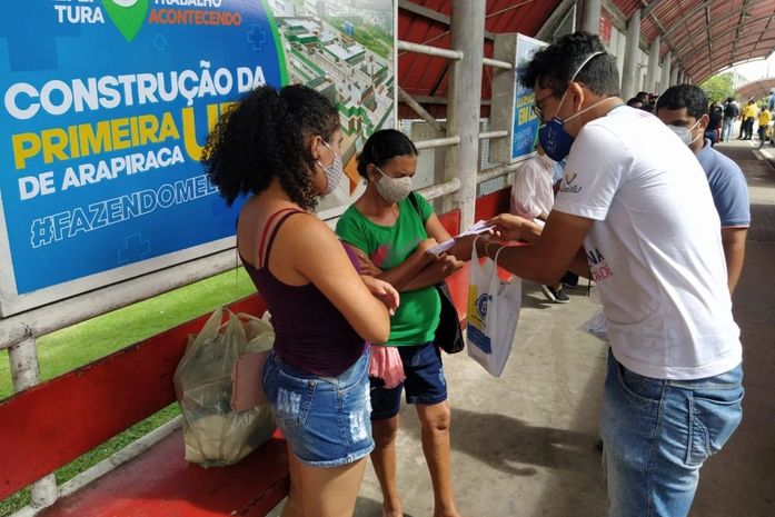 Prefeitura de Arapiraca leva ações de combate ao Covid-19 ao Terminal Urbano
