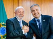 Renan Filho rebate críticas e diz que oposição tenta ligar Lula ao caso Master