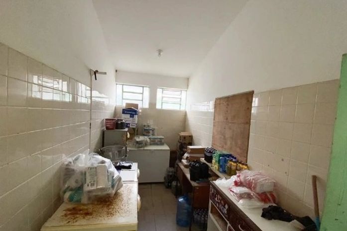 Prefeita de município de AL denuncia abandono de hospital municipal e prédios públicos