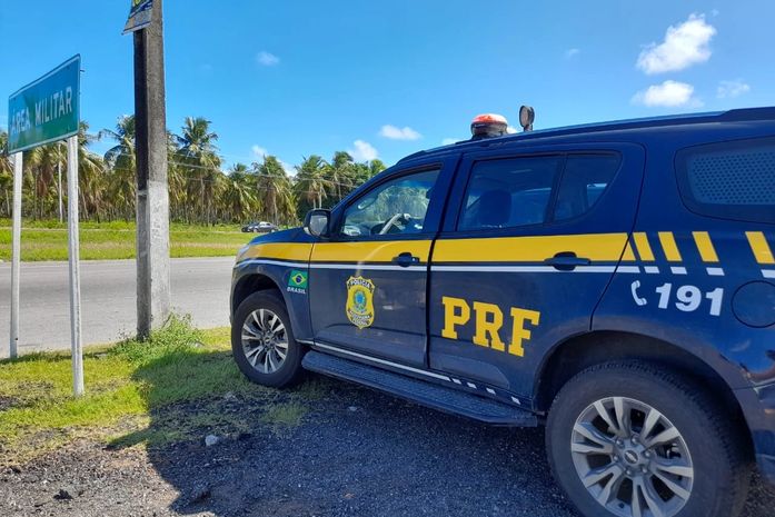 Viatura da Polícia Rodoviária Federal (PRF)