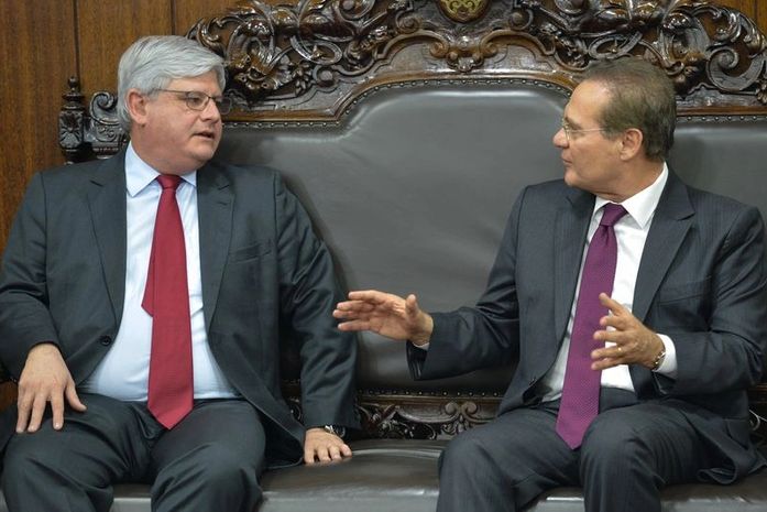 Rodrigo Janot e Renan Calheiros durante encontro no Senado