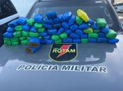 PM apreende quase 40kg de maconha em terreno baldio na Cidade Universitária, em Maceió