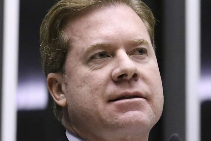 "TodEs, aqui não!": Marx Beltrão destaca importância da lei que proíbe linguagem neutra na comunicação oficial