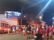 Moradores da Grota da Freira bloqueiam trecho da Av. Gustavo Paiva em protesto contra a falta de água