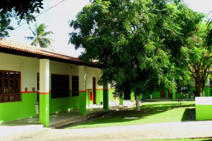 Aluno do IFAL é atingido a tiros ao descer de ônibus em frente a unidade de ensino