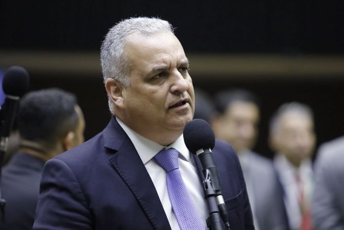 Projeto de Alfredo Gaspar que dobra pena de detentos fugitivos avança na Câmara

