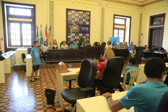 Câmara recebe crianças e adolescentes atendidos pelo Unicef em Maceió