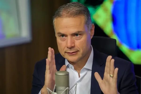 Condutor Rene Castro CNH pode ser renovada automaticamente para bons condutores, diz Renan Filho