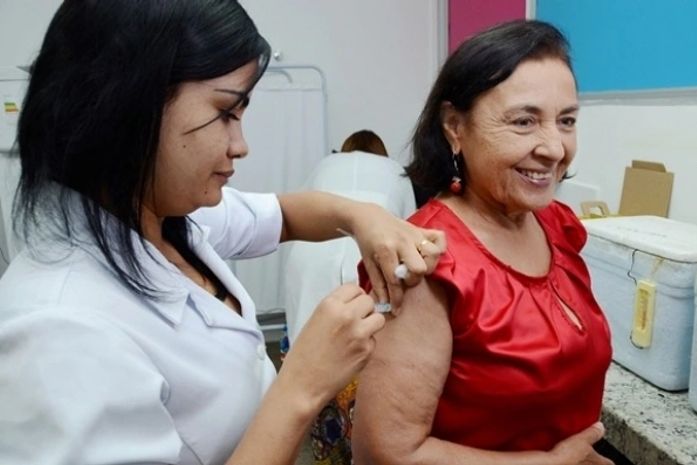 Após receber uma quantidade insuficiente de imunizantes, Alagoas inicia vacinação contra H1N1