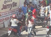 Suspeito é detido por populares após tentativa de assalto em Arapiraca; veja vídeo