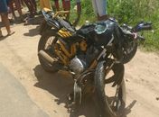 Colisão entre moto e camionete deixa três vitimas fatais na Al-220