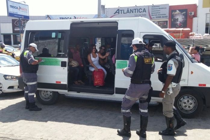 A operação de fiscalização dos transportes complementares já foi realizada entre a rotatória da PRF e o Centro e no trecho da rotatória ao terminal rodoviário de Maceió