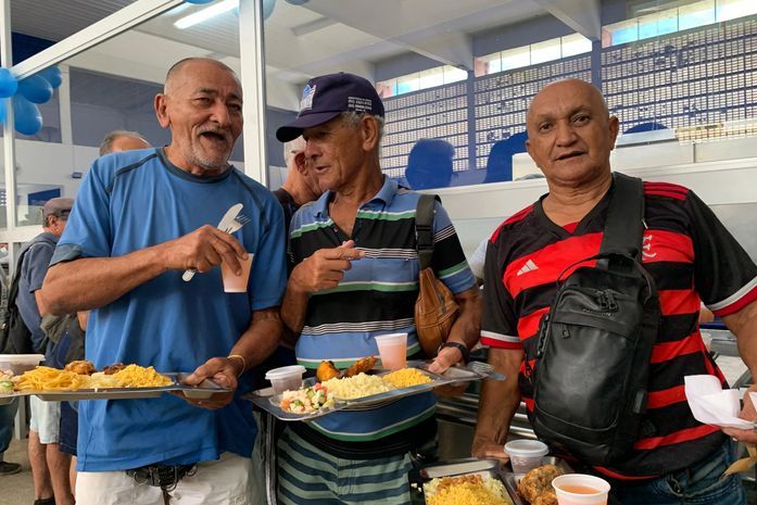 Restaurante Popular de Maceió realiza programação especial do Dia dos Pais