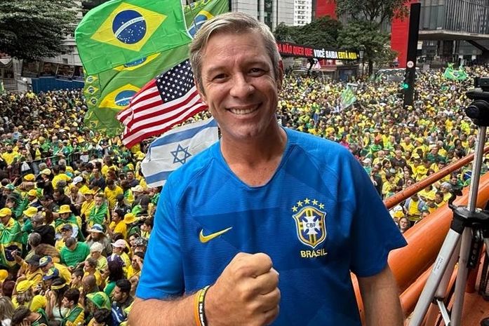 Cabo Bebeto participa de ato com Bolsonaro na Paulista: “A direita mostrou sua força”