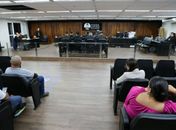 Com júri 100% masculino, defesa critica a Lei Maria da Penha e alega que acusado “perdeu a cabeça” ao matar Marcelle