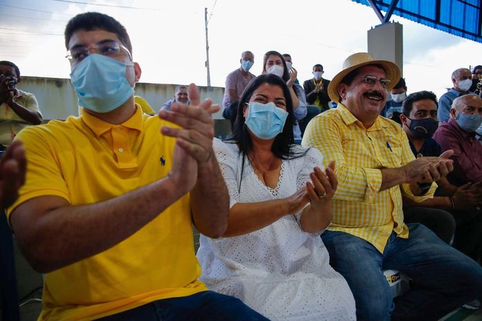 Gilberto Gonçalves concorrerá à reeleição, ao lado da atual vice-prefeita, sua esposa, Maria Cristina Gonçalves